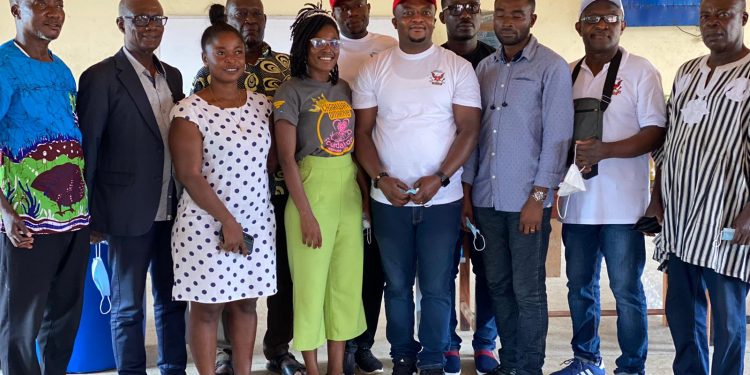 GADKSH e.V  Donates to Old Ningo Health Centre and Heart Foundation