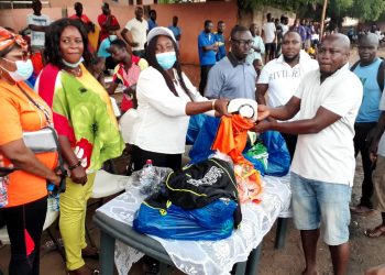 La MP Shares Jerseys At “Nya Awo Kpakpa Thank You (Shidaa) Gala”