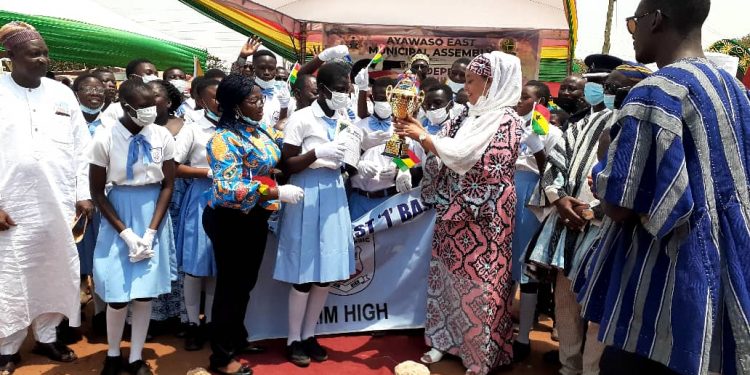 Independence Day Parade: AEMA Students Appealed to Gov’t for  More Textbooks