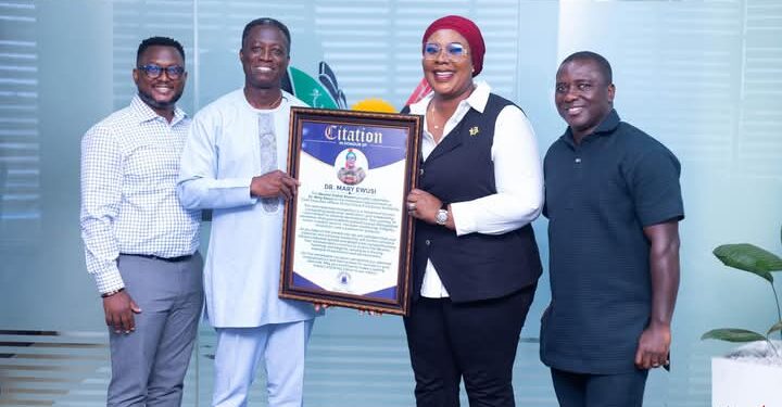 GFZA CEO Dr. Mary Awusi Honoured by Akunini Global Alumni for Outstanding Leadership and National Impact