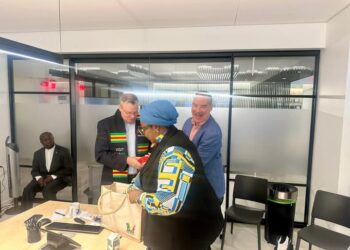 Ghana Free Zones Authority CEO Presents Ghanaian Chocolate to Columbus Mayor, Showcasing Investment Potential