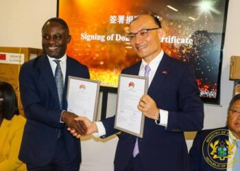 Chinese Medical Team Boosts Healthcare at LekMA Hospital with Major Donation