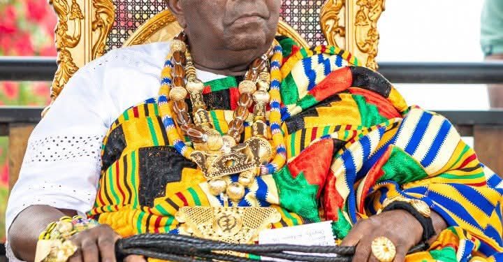 Anlo Overlord Demands Keta Port, Pharmacy School, and Roads as Mahama’s Team Storms Palace