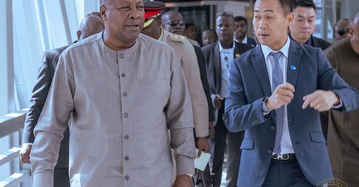 Mahama Explores Singapore’s Innovation, Education Models for Ghana’s Growth