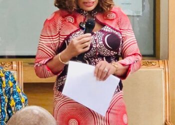 High C’ssioner Holds Staff Durbar to Improve Consullar Services