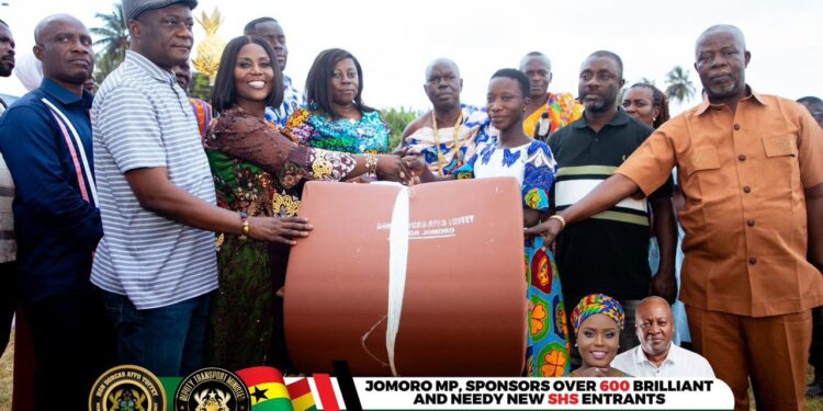 Over 600 Students Benefit from Jomoro MP’s Scholarship Initiative