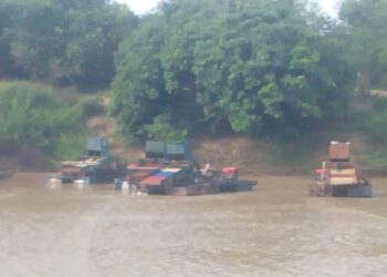 Illegal Mining Thrives Along the Black Volta Border