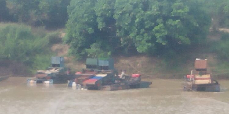 Illegal Mining Thrives Along the Black Volta Border