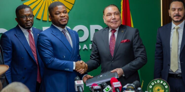 Ghana Signs First-Ever Local Gold Refining Agreement