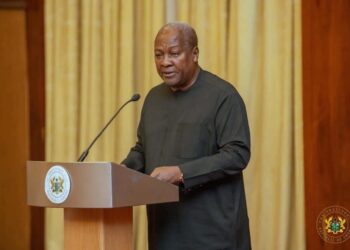 Mahama Projects Strong Economic Recovery at Ghana–UK Investment Summit