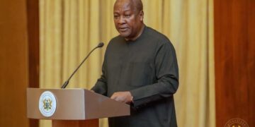 Mahama Projects Strong Economic Recovery at Ghana–UK Investment Summit
