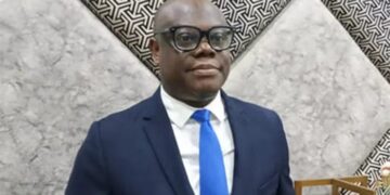 Calls Mount for Removal of BGL Boss