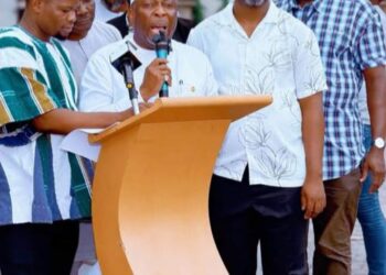 Baba Jamal Supports 363 SHS Freshers in Ayawaso East